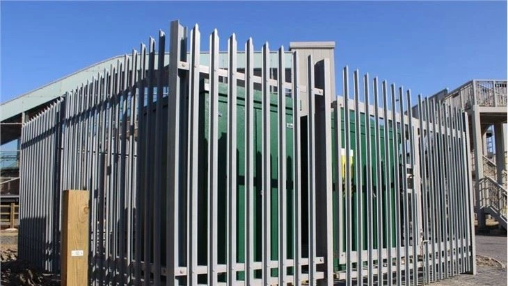 GRP FRP kompozītmateriālu drošības palisādes žogi